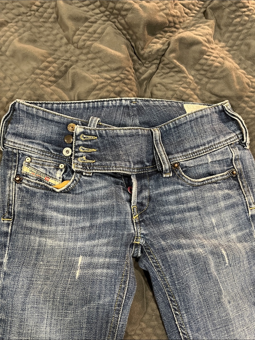 Diesel Cherock Women's Low Rise Bootcut Vintage Jeans